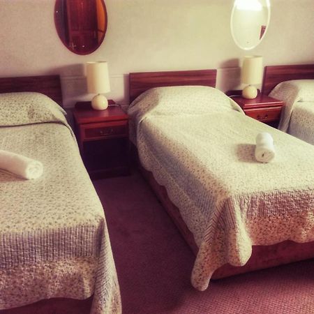 Amber Lodge Budget Accommodation غالواي المظهر الخارجي الصورة